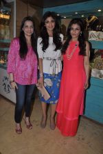 Shilpa Shetty, Raveena Tandon at Raveena Tandon and Roopa Vohra